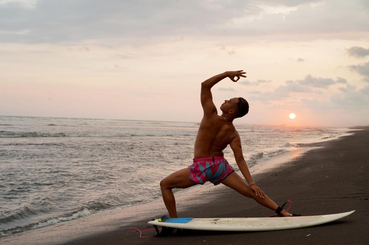 Shanti Surf Camp El Paredon Buena Vista Екстер'єр фото